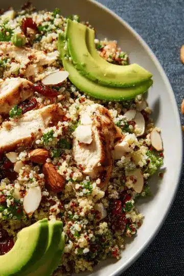 Quinoa Salad With Chicken, Almonds and Avocado