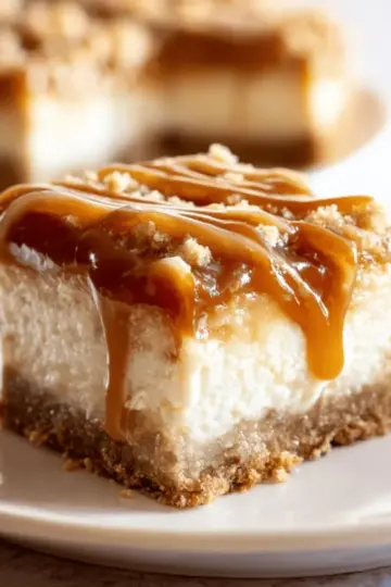 Caramel Apple Cheesecake Bars