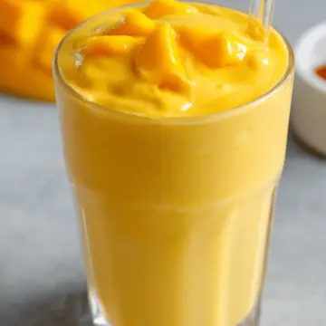 Mango Coconut Milk Smoothie