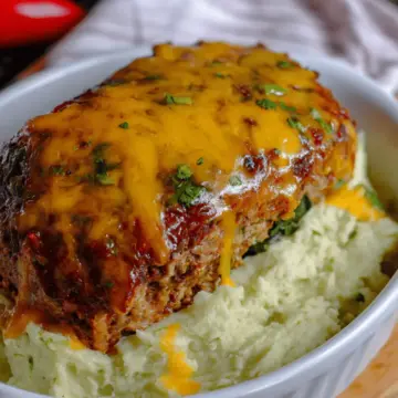 Meatloaf with Mashed Potatoes and Cheese