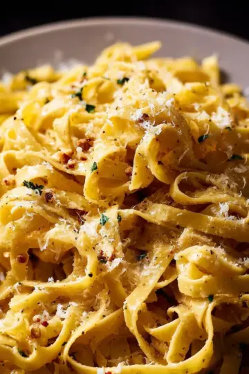 Cacio E Pepe Egg Noodles