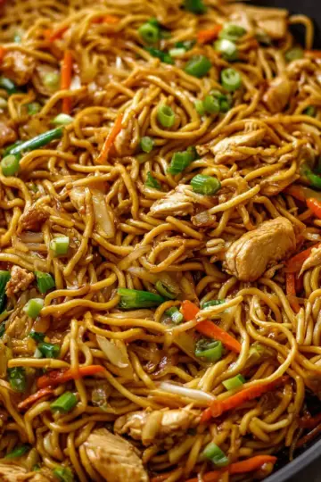 Chicken Chow Mein with Best Chow Mein Sauce!