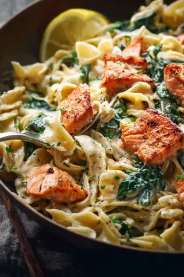 Creamy Salmon Pasta