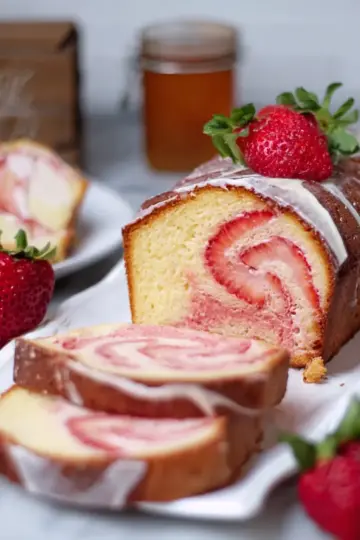 Strawberry Cream Cheese Pound Cake