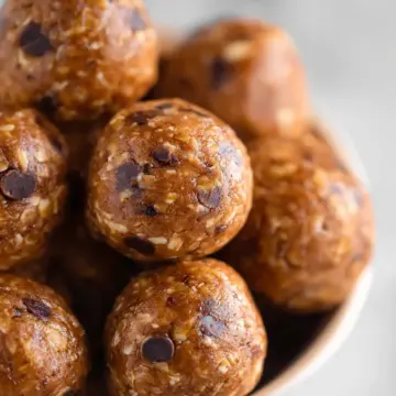 Peanut Butter Date Balls