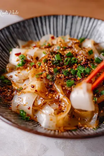 Delicious Soy Chili Oil Rice Paper Noodles in Just 15 Minutes