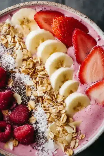 Strawberry Banana Smoothie Bowl: An Incredible Ultimate Recipe for Deliciousness